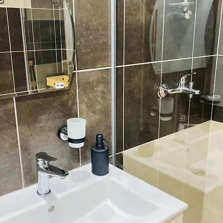 Royal Palm Moira's In Apartment *