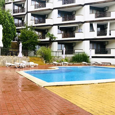 Royal Palm Moira's In Sweti Wlas